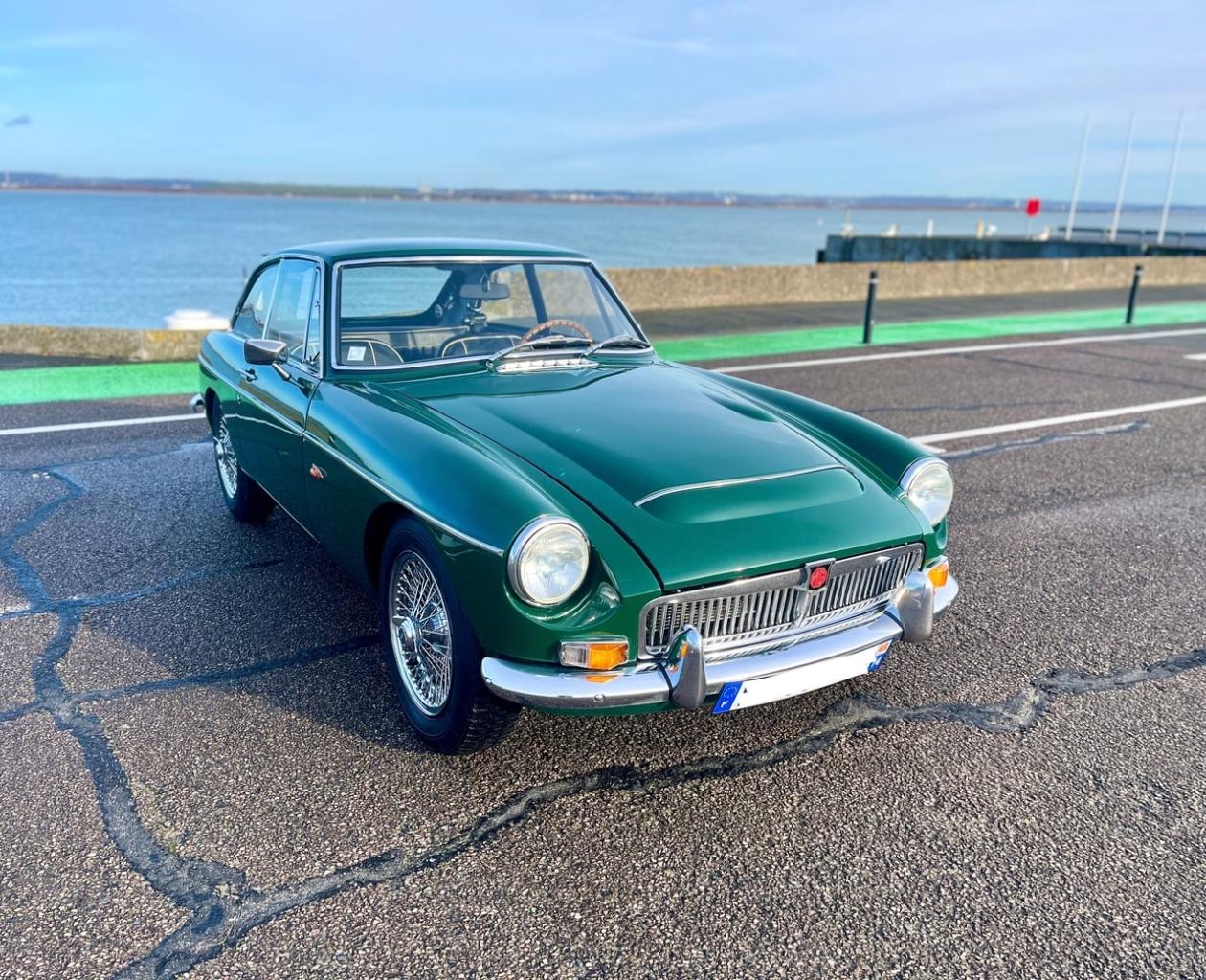 1968 MG MGC Ford Five-Speed Manual Conversion LesAnciennes.com