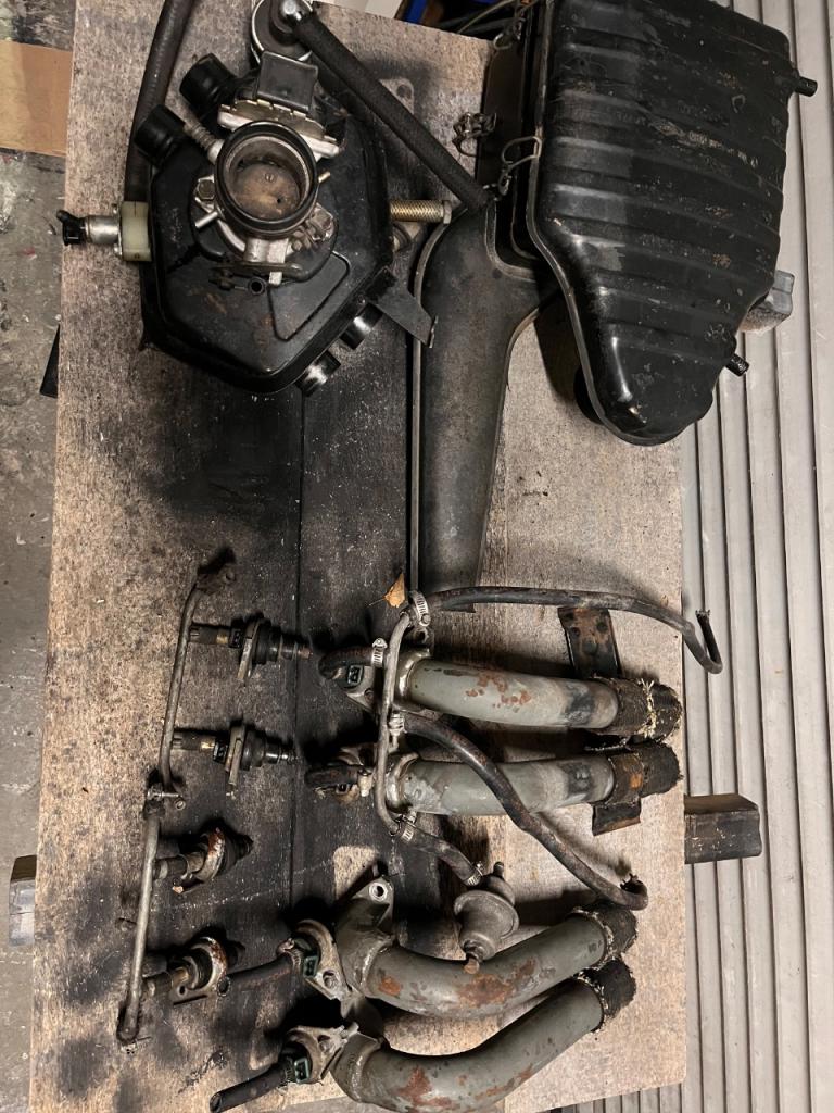 Système injection PORSCHE 914 2l LesAnciennes.com
