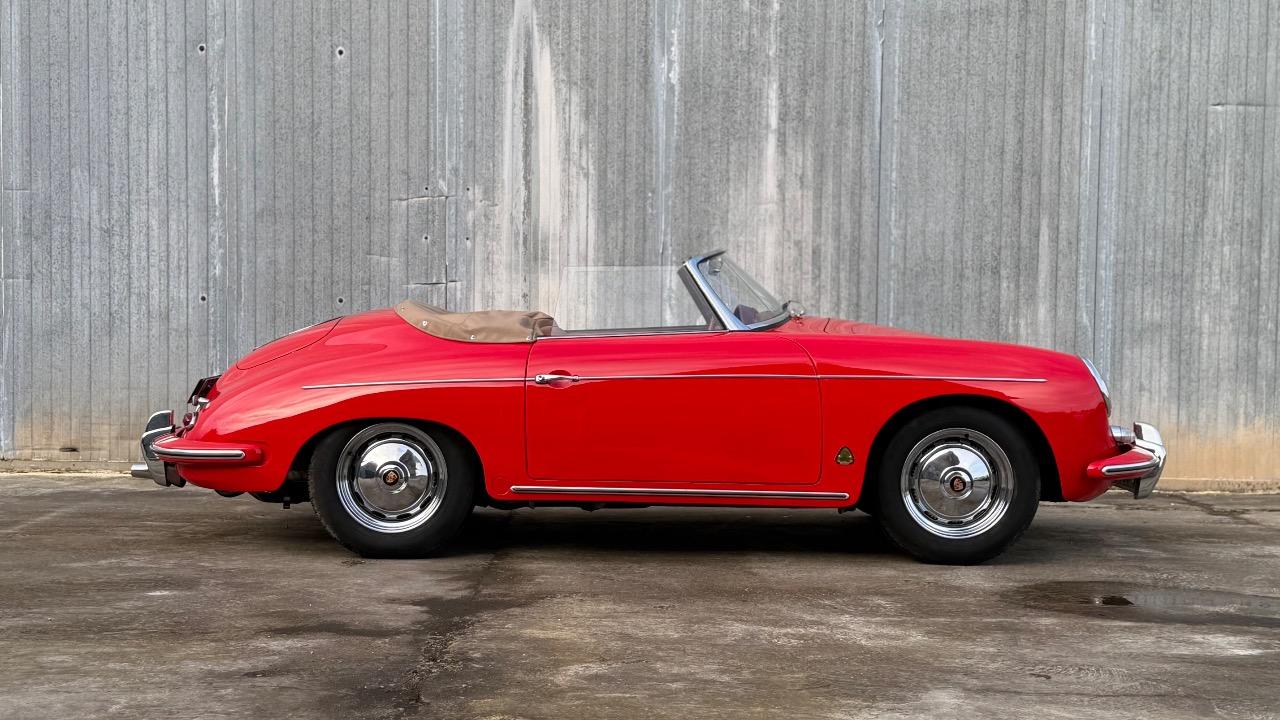 PORSCHE 356 BT5 Roadster - 1960 LesAnciennes.com