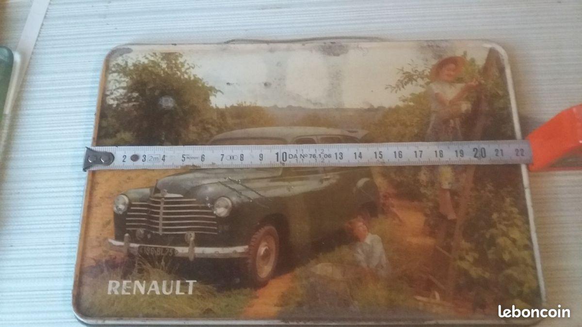 Plaque RENAULT Colorale PRAIRIE LesAnciennes.com