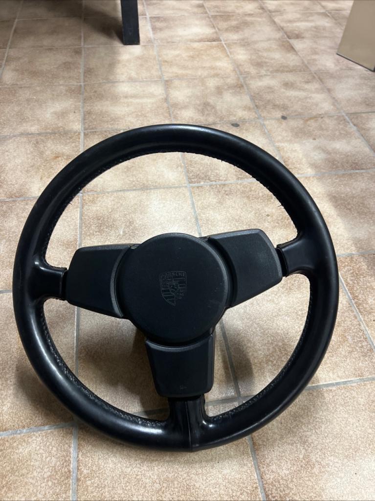 Volant PORSCHE 911 Turbo LesAnciennes.com