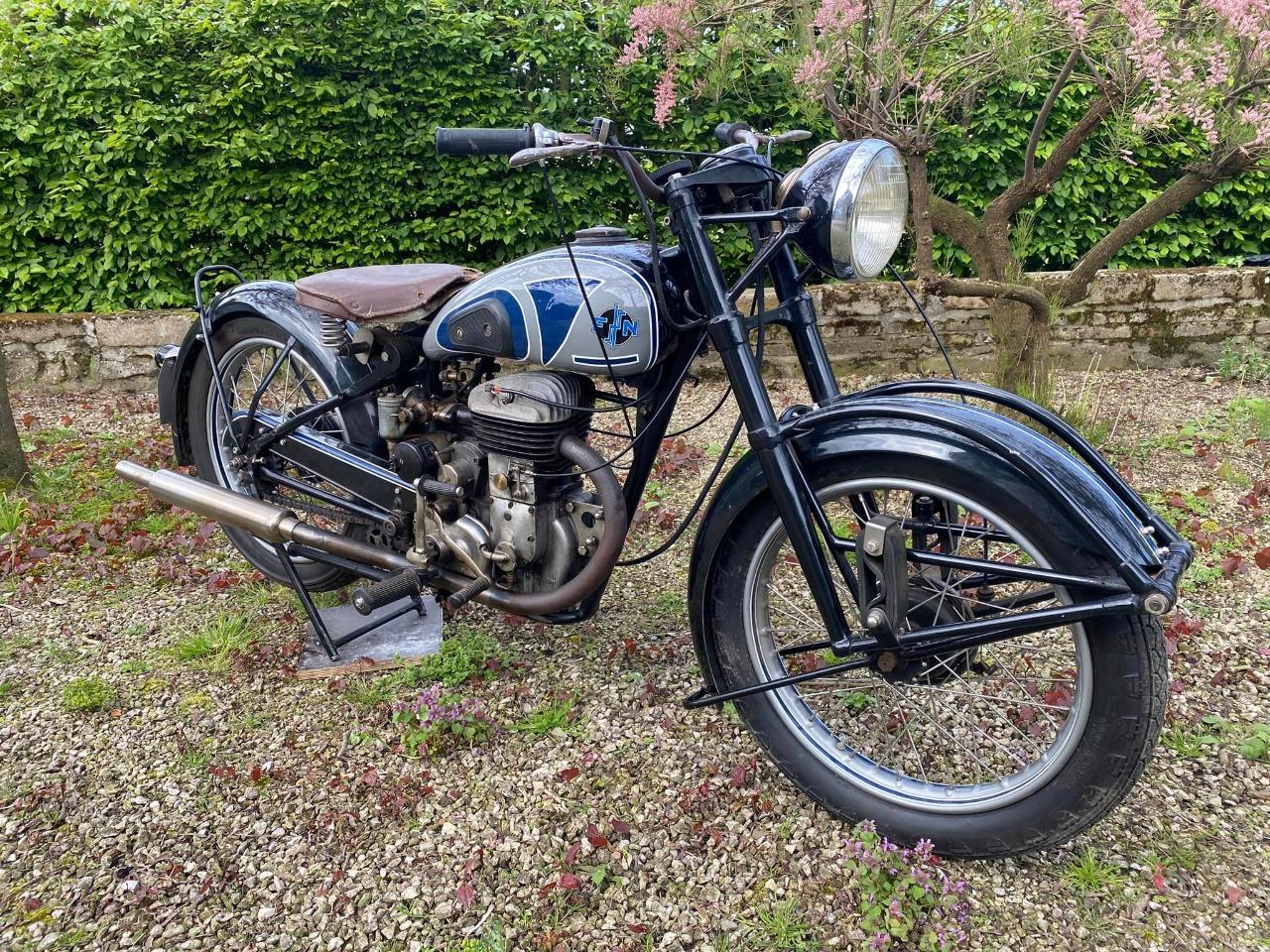 FN M13 450 latérale - 1949 LesAnciennes.com