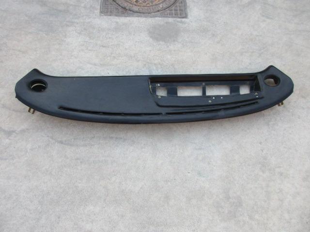 Tableau de bord Ferrari Mondial 3.2 QV LesAnciennes.com