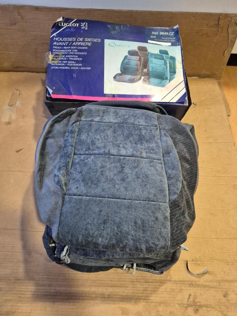 Housse de siege PEUGEOT 605 LesAnciennes.com