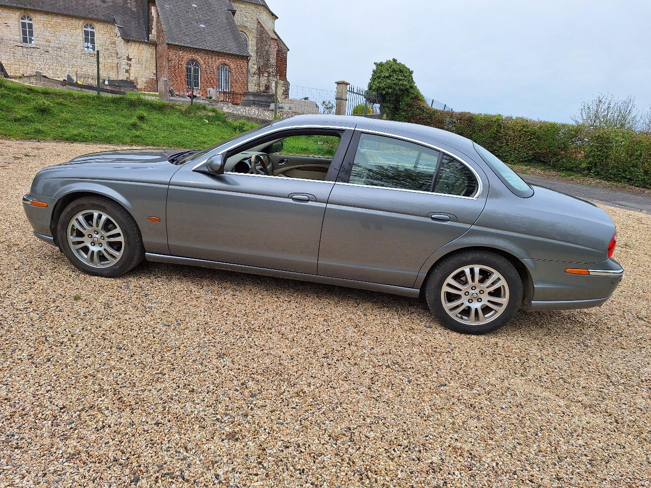 JAGUAR 3.0 v6 - 2003 LesAnciennes.com