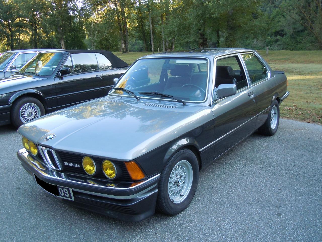 BMW 323 E21 - 1982 LesAnciennes.com