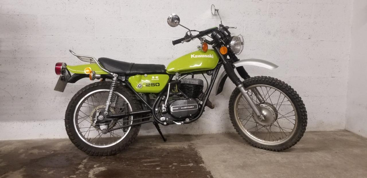 KAWASAKI F11 - 1972 LesAnciennes.com