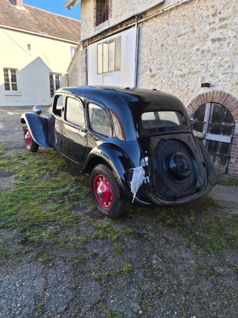 CITROEN Traction 11 C Commerciale - 1938 LesAnciennes.com