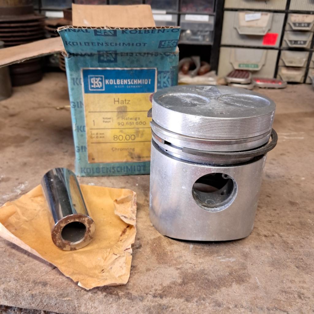 Piston moteur HATZ 80mm neuf LesAnciennes.com