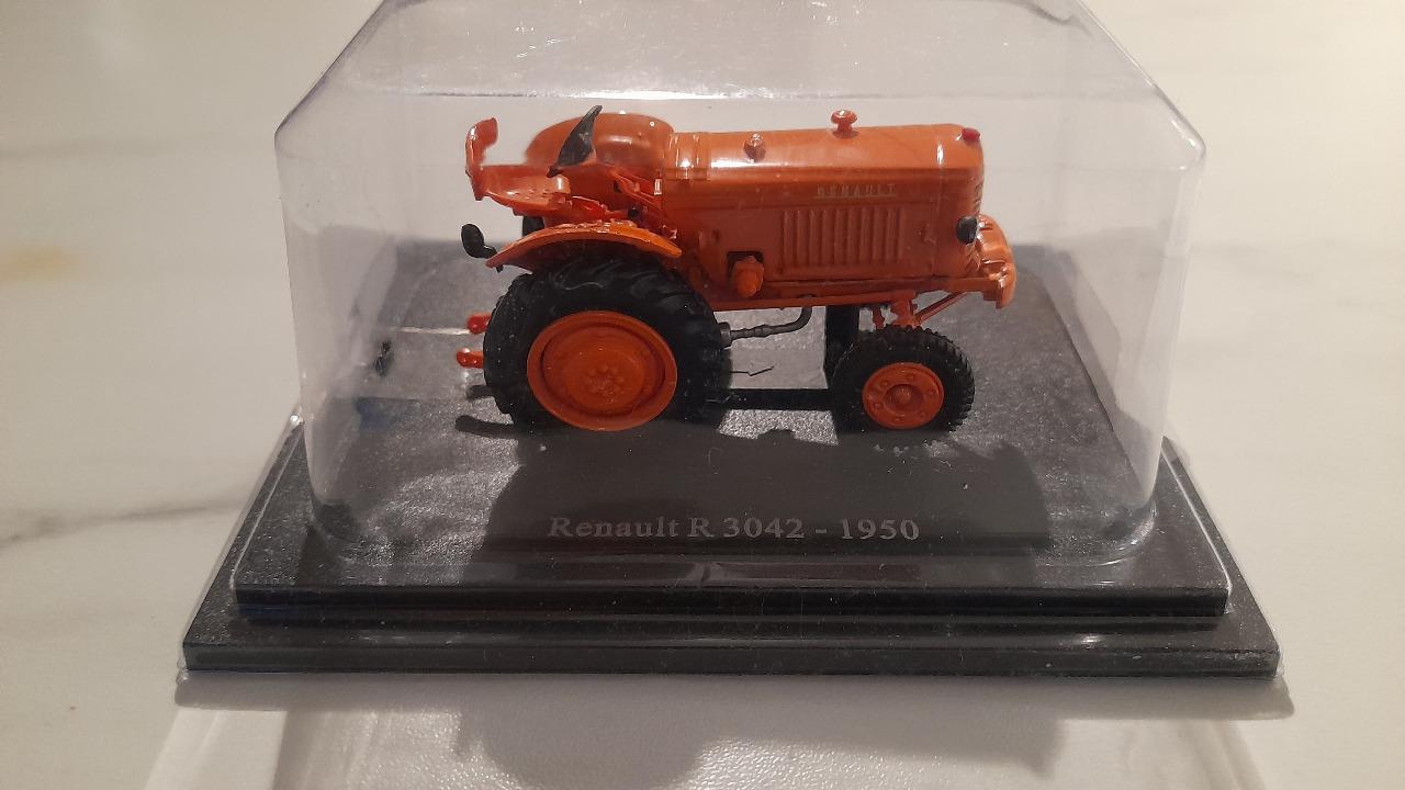 Miniature Tracteur Renault R3042, échelle 1/16, Universal Hobbies, état Comme Neuf