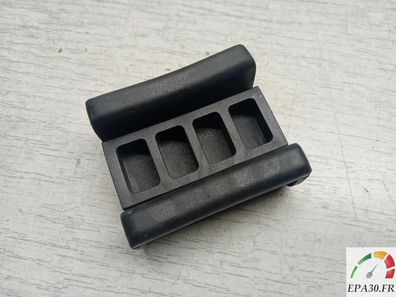 82455669 CALE SUP SUPPORT RADIATEUR LANCIA THEMA LesAnciennes.com