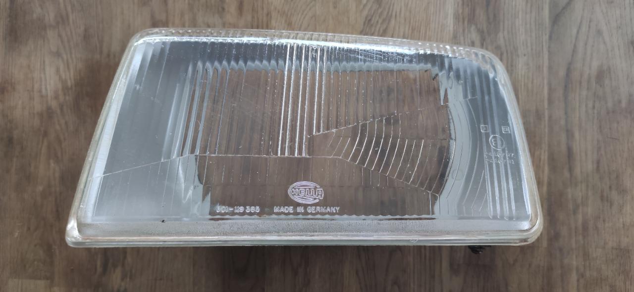 Phare OPEL Manta B LesAnciennes.com