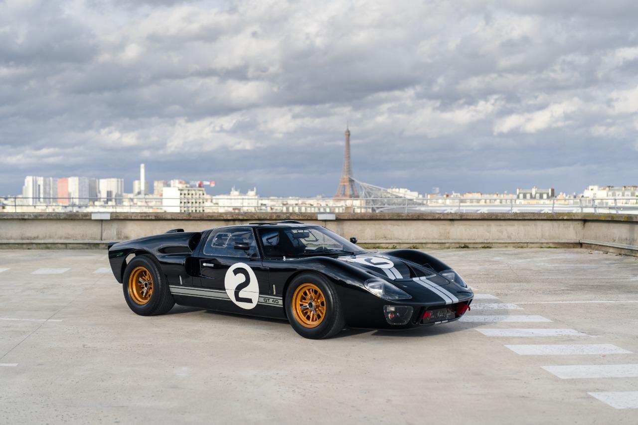 FORD GT40 MKII Superformance - 1966 LesAnciennes.com