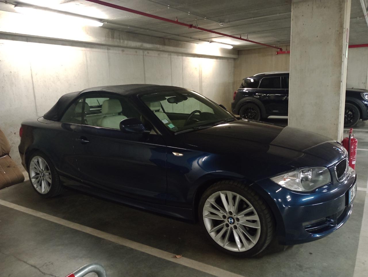 BMW 118i cabriolet Executive - 2010 LesAnciennes.com