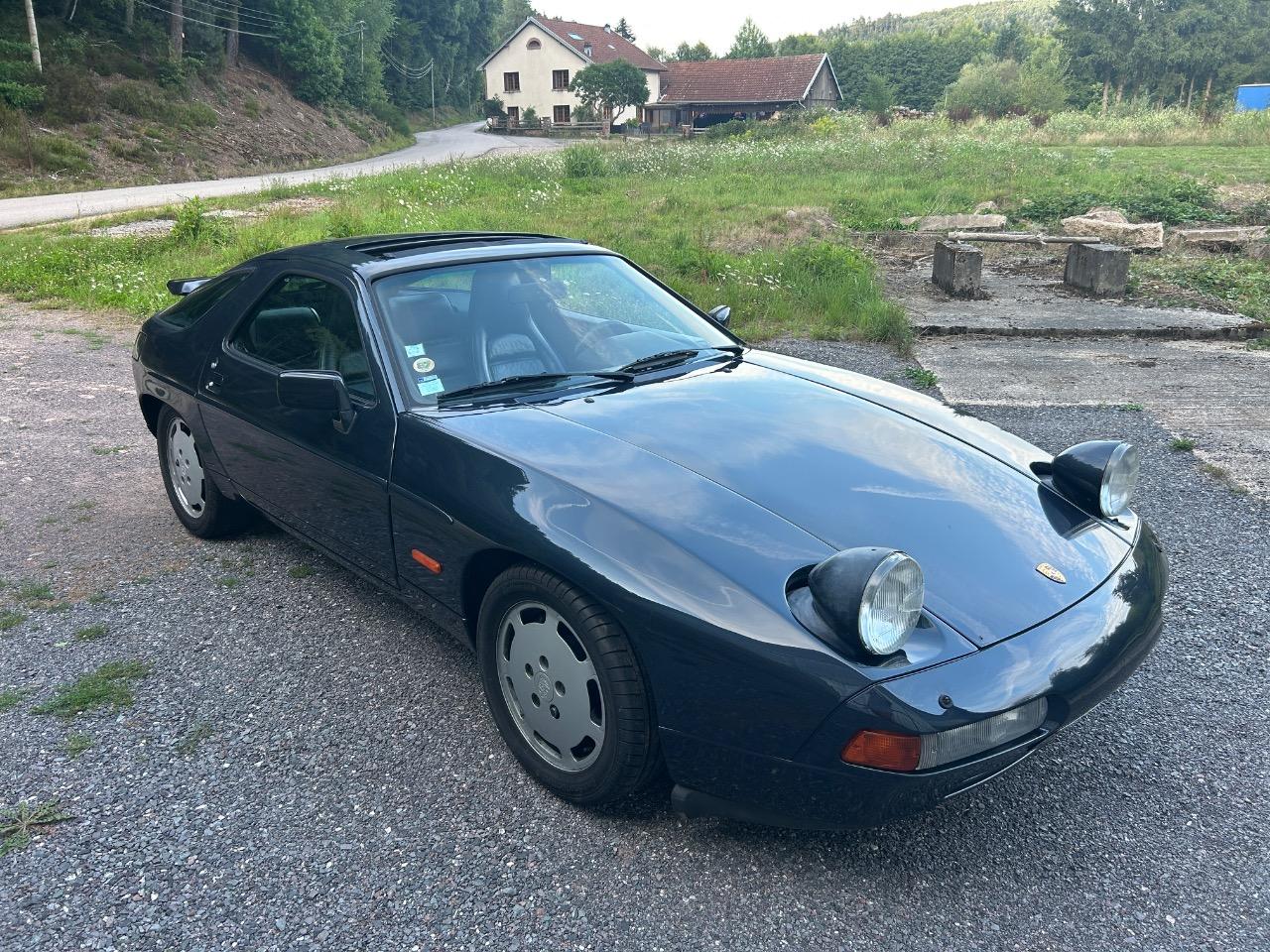 PORSCHE 928 S4 - 1987 LesAnciennes.com