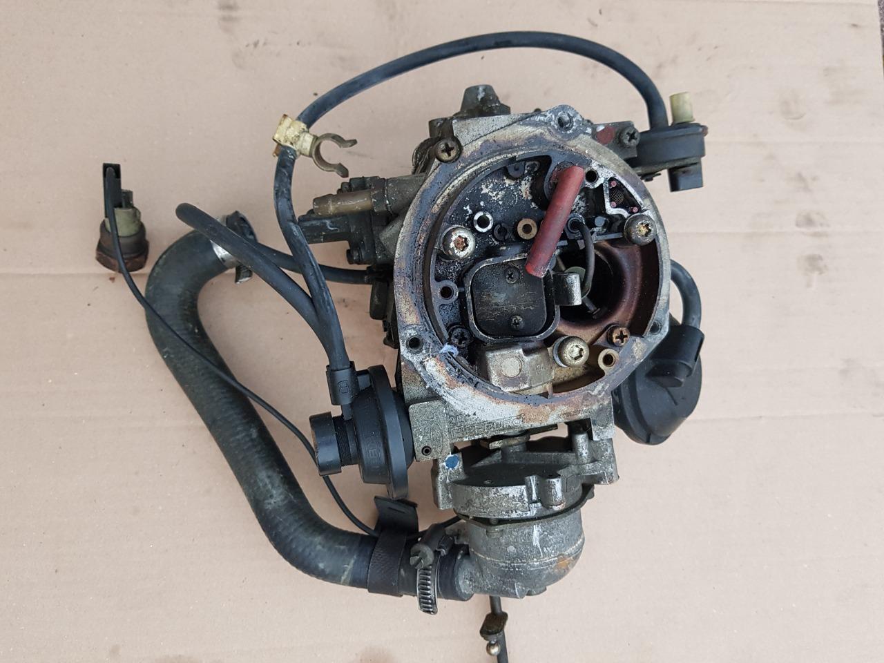 Lot de pièces FORD Escort Berline LesAnciennes.com