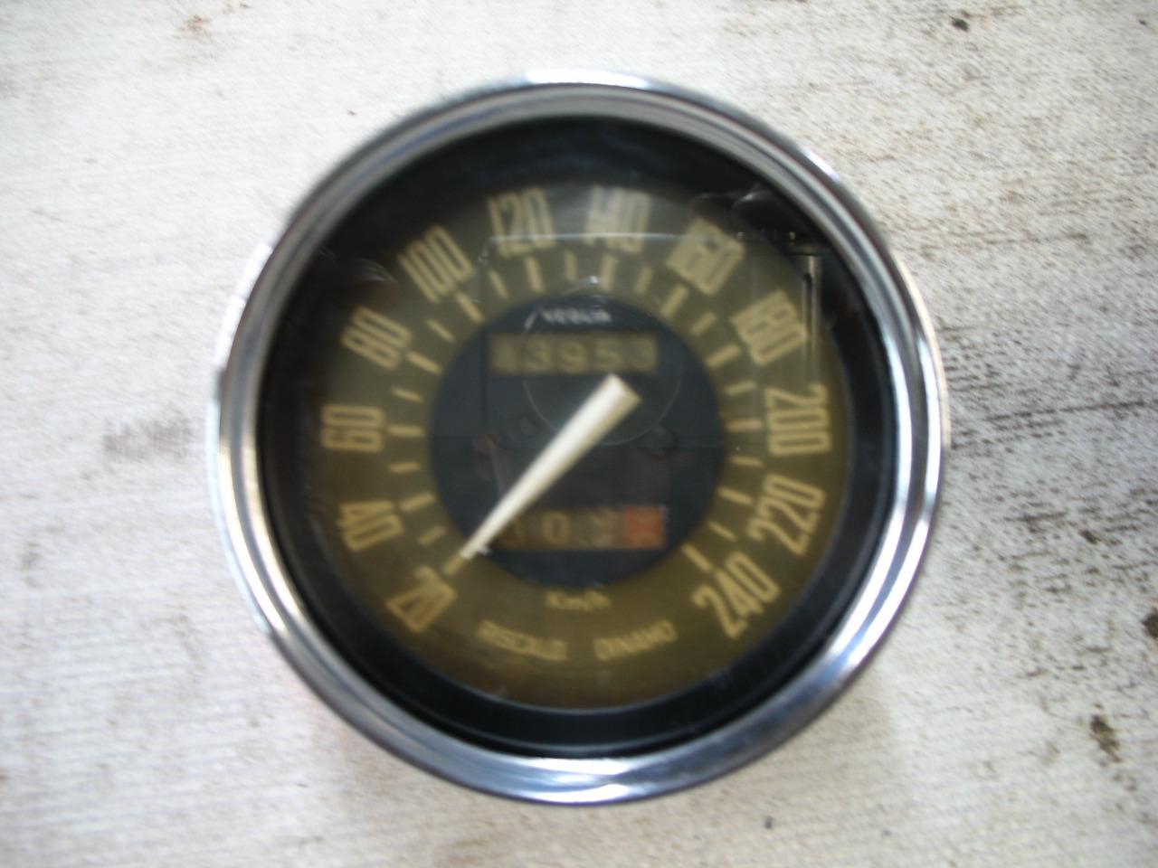 Compteur ALFA ROMEO 2600 LesAnciennes.com