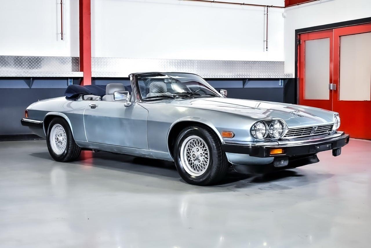 1990 Jaguar XJS Convertible 5,3L V12 LesAnciennes.com