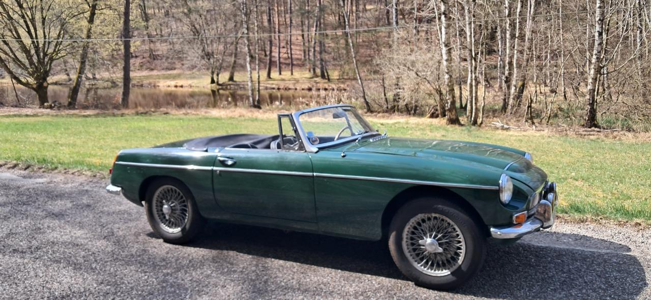 MG MGC cabriolet - 1968 LesAnciennes.com