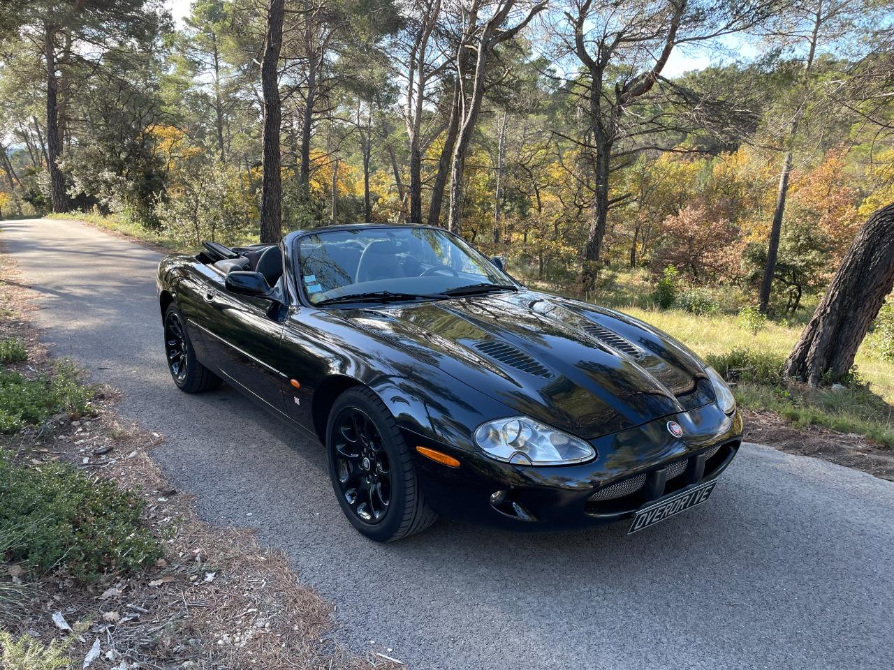 JAGUAR XKR 4.0 Cabriolet - 1999 LesAnciennes.com