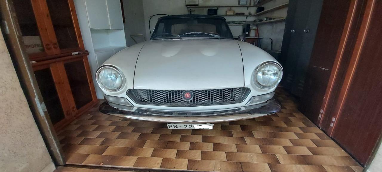 FIAT 124 Spider - 1967 LesAnciennes.com