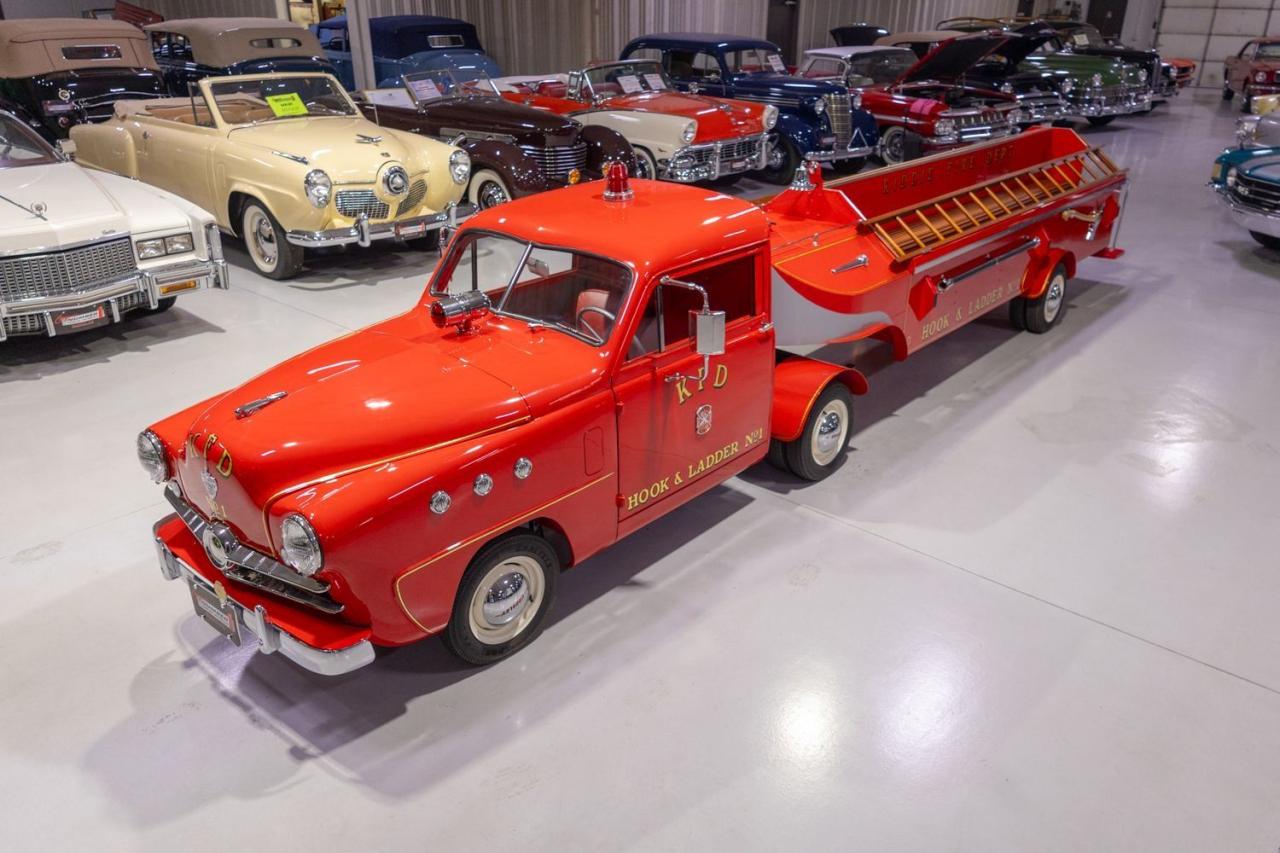 1952 Crosley Hook & Ladder Fire Truck LesAnciennes.com