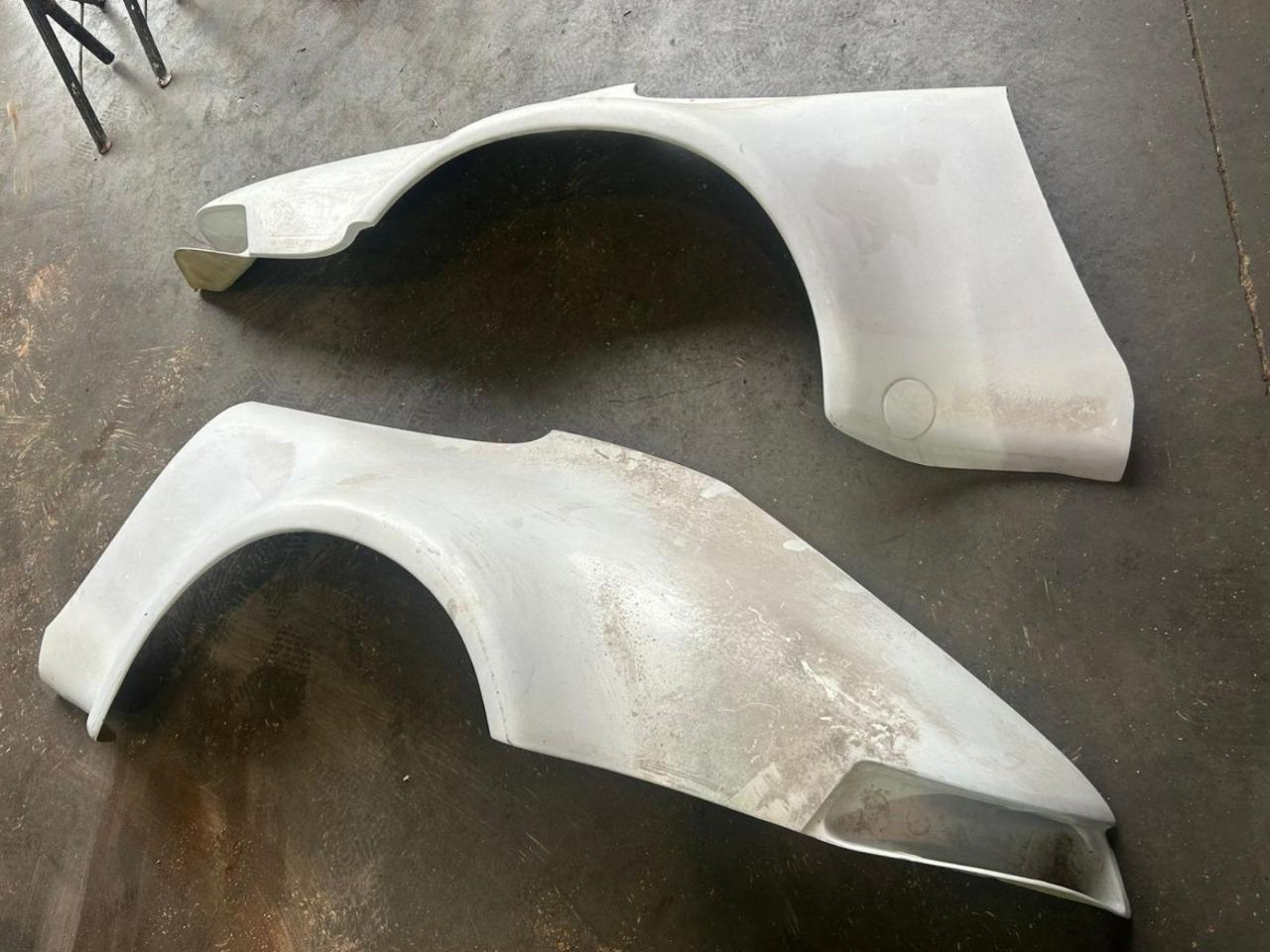 Ailes PORSCHE 911 Fibre - TWL LesAnciennes.com