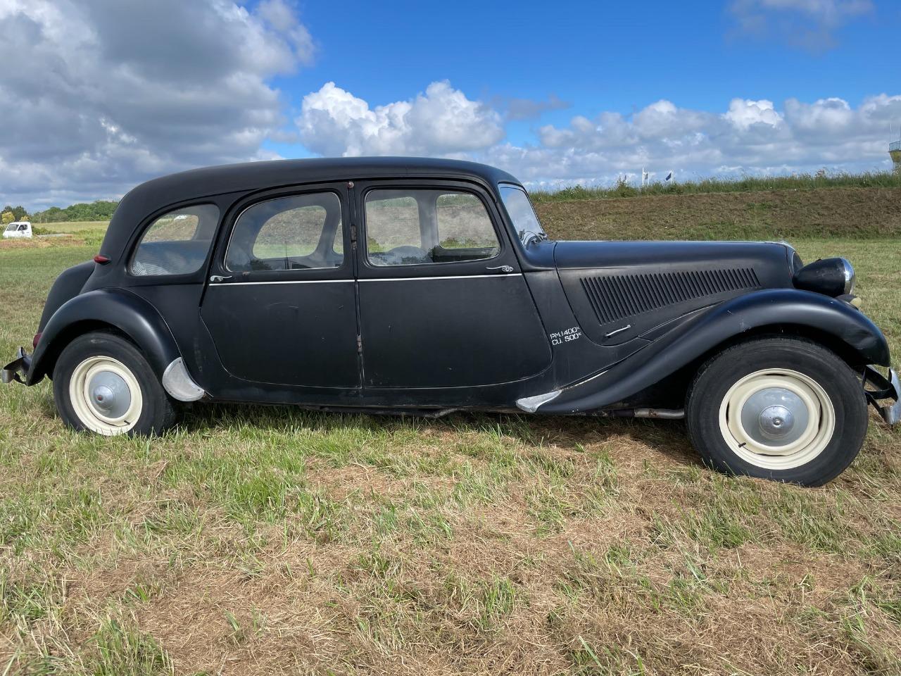 CITROEN Traction 11 C Commerciale - 1955 LesAnciennes.com