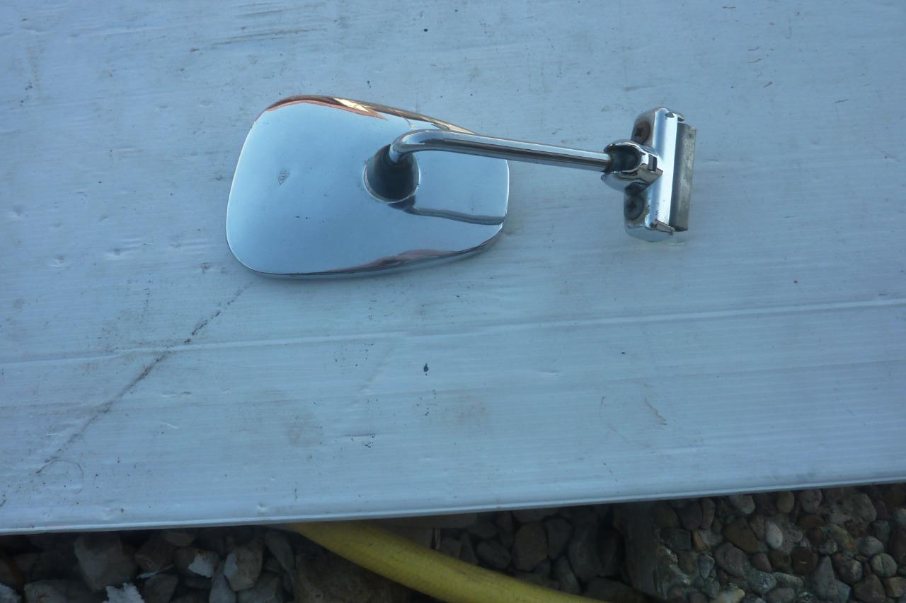 Rétroviseur extérieur SIMCA 8 LesAnciennes.com