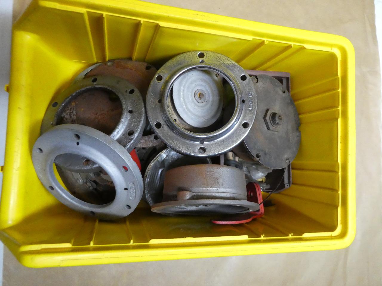 Avertisseurs et pièces LUCAS Altette LesAnciennes.com