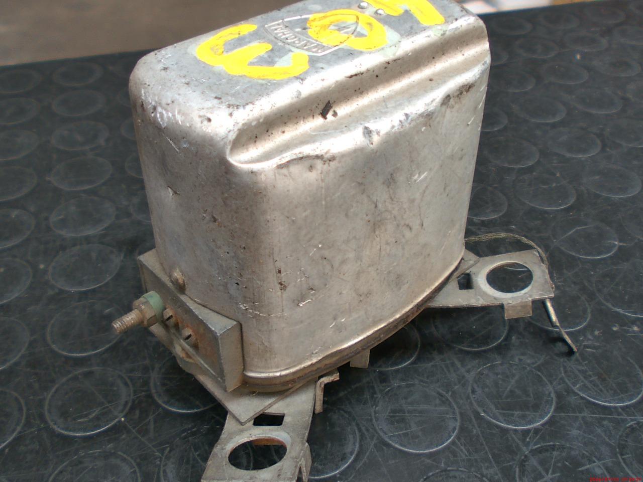 Moteur essuie glace PEUGEOT 403 LesAnciennes.com