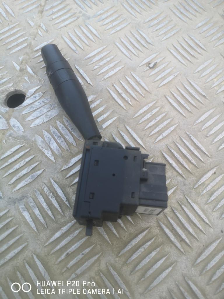 Commodo PEUGEOT 106 LesAnciennes.com