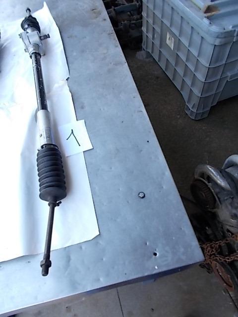 Boite de direction Ferrari 208, 308 et 246 LesAnciennes.com