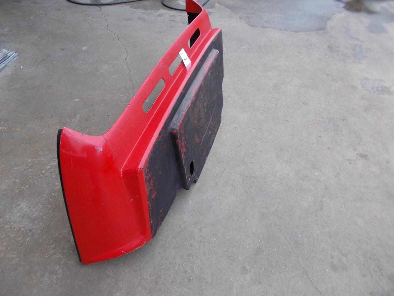 Spoiler avant Ferrari 308 LesAnciennes.com