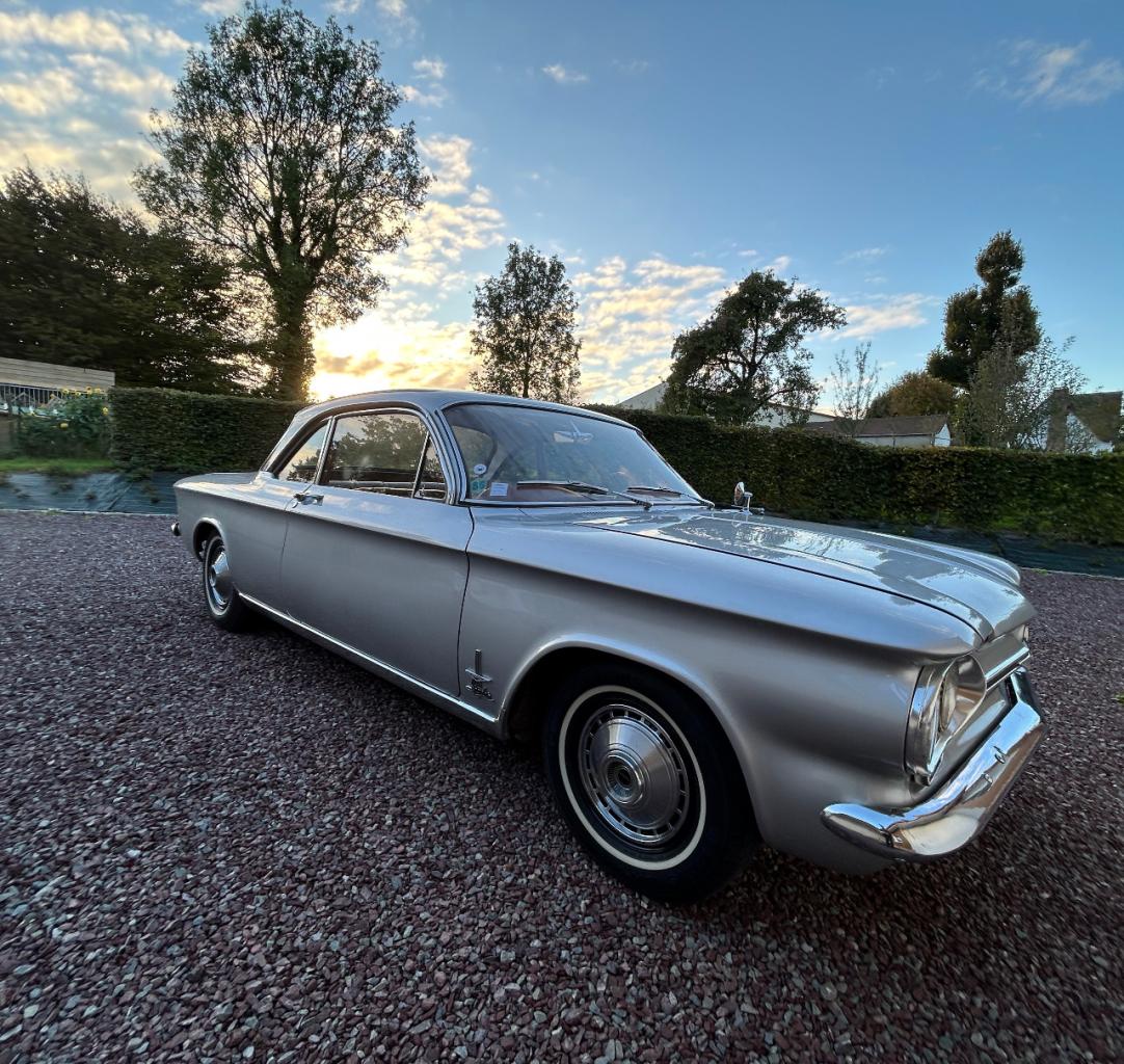 CHEVROLET Corvair Monza spyder turbo - 1964 LesAnciennes.com
