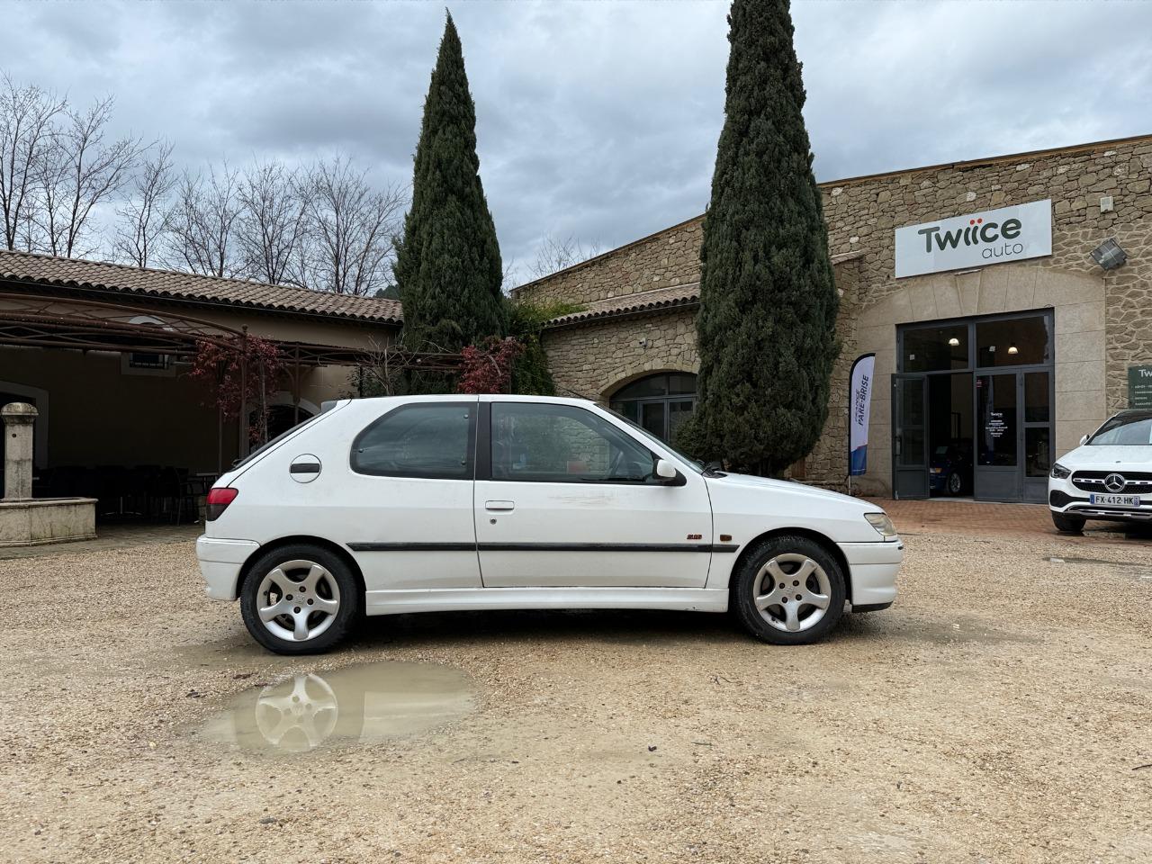 PEUGEOT 306 S16 - 1997 LesAnciennes.com