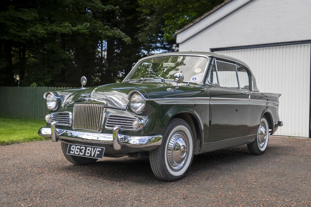 1963 Sunbeam Rapier Series IIIA LesAnciennes.com