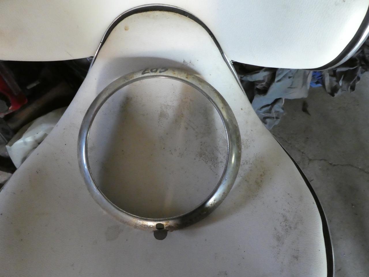 Cerclage PEUGEOT 203 LesAnciennes.com