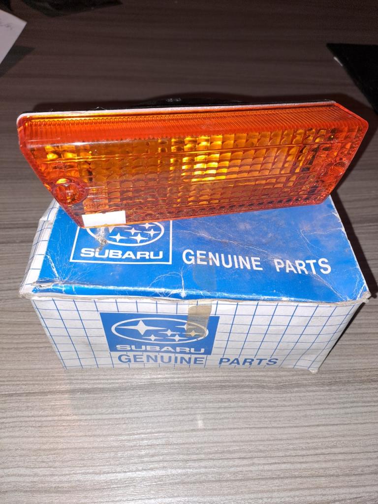 Clignotant SUBARU Leone LesAnciennes.com