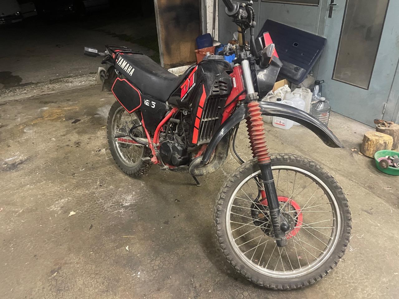 YAMAHA DT 125 125 DTLC type 1HR - 1985 LesAnciennes.com