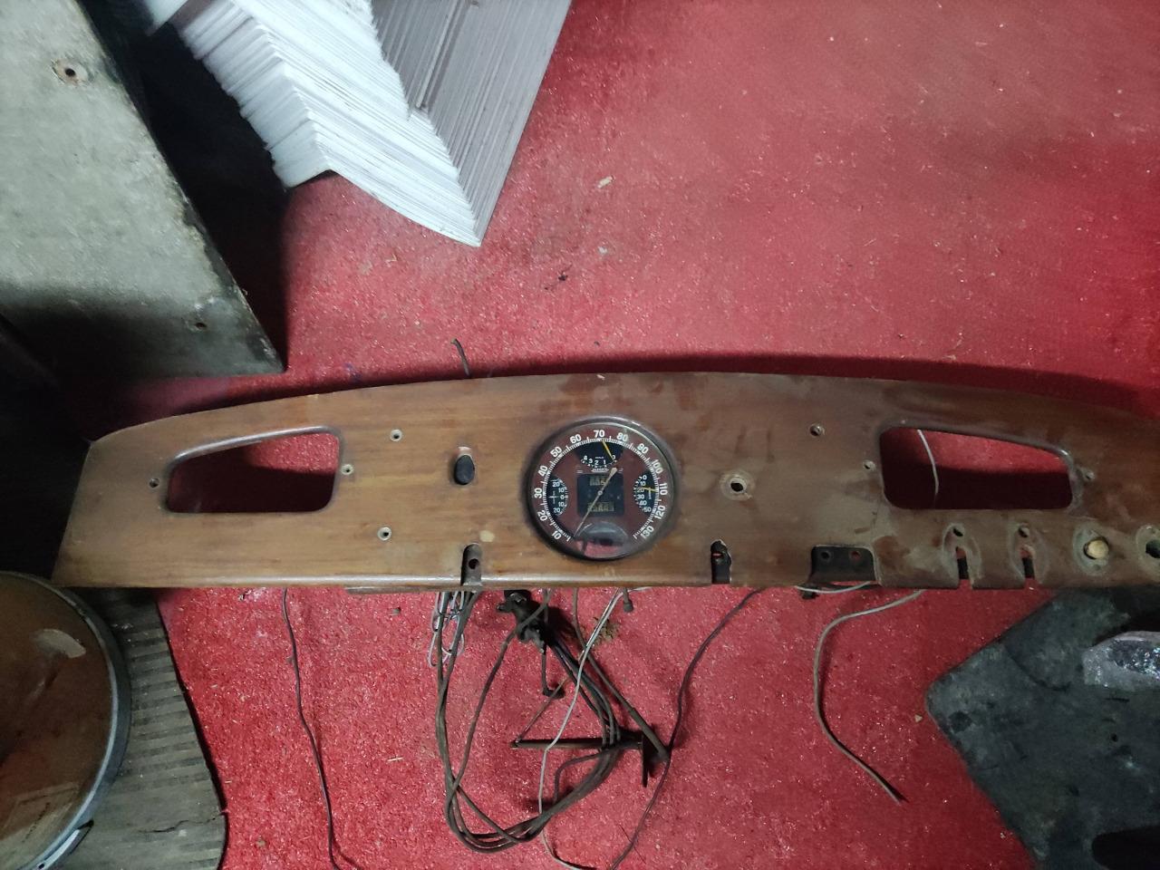 Tableau de bord SALMSON S4-DA LesAnciennes.com