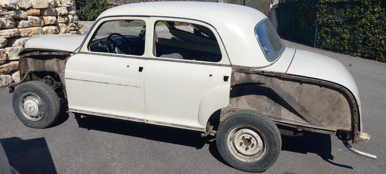 MERCEDES 190 D DB - 1961 LesAnciennes.com