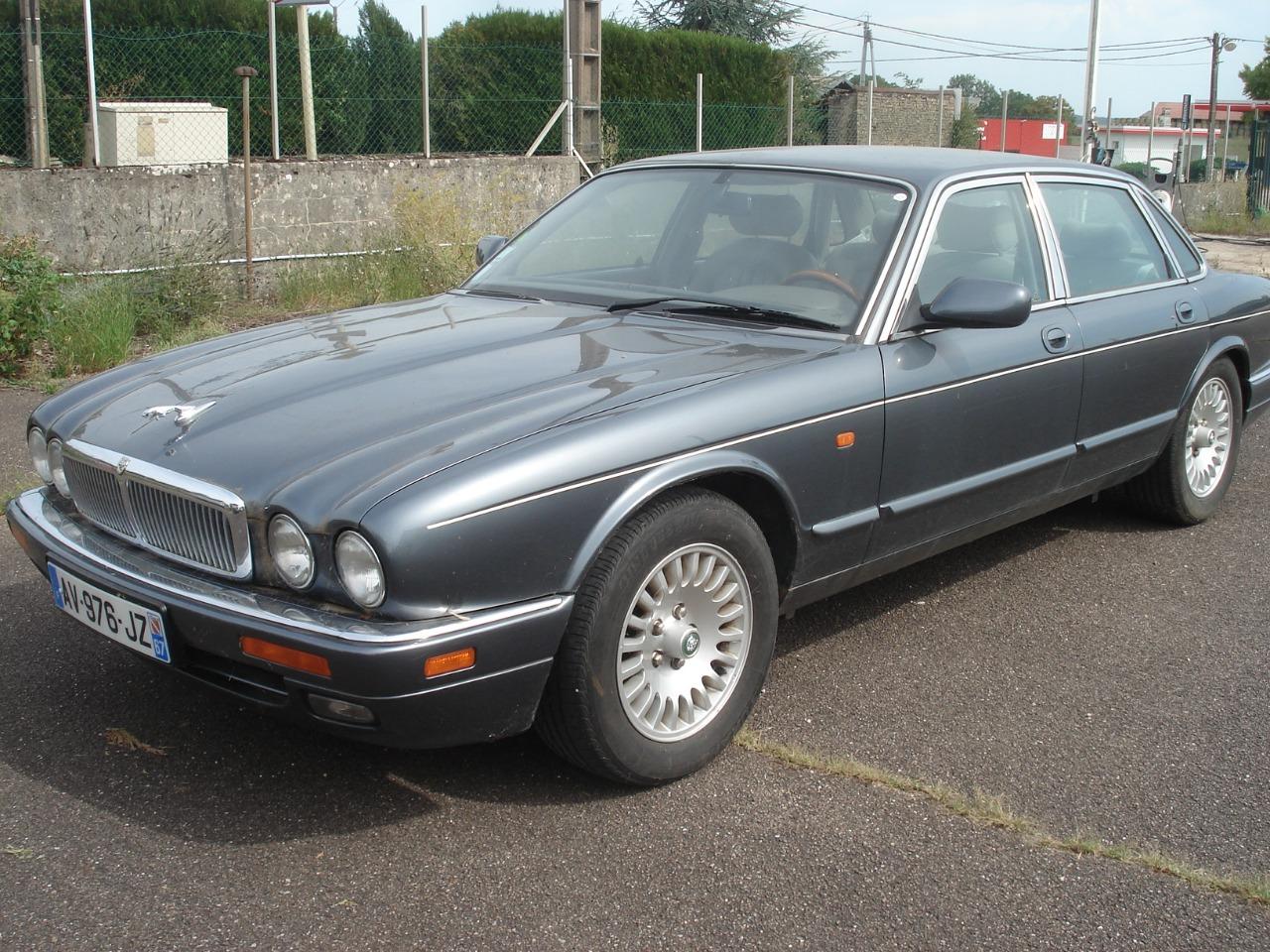 JAGUAR Sovereign - 1995 LesAnciennes.com