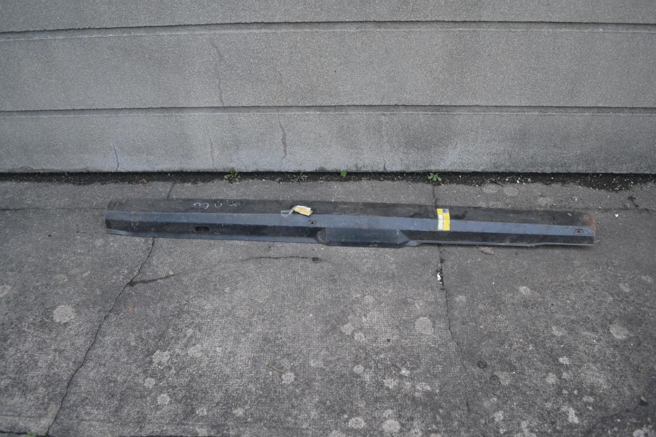 Bas de caisse G PEUGEOT 304, neuf LesAnciennes.com