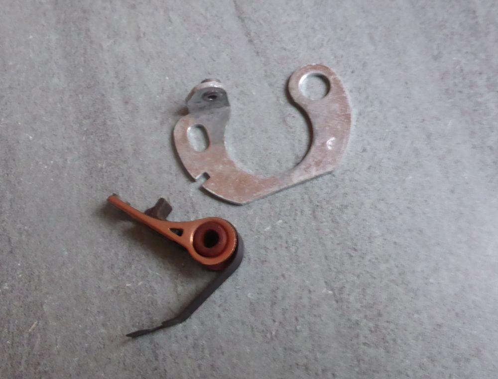 RUPTEUR VIS PLATINEES RENAULT DUCELLIER TETE RONDE LesAnciennes.com