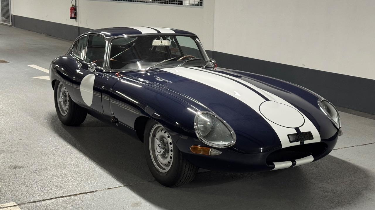 JAGUAR Type E - 1963 LesAnciennes.com