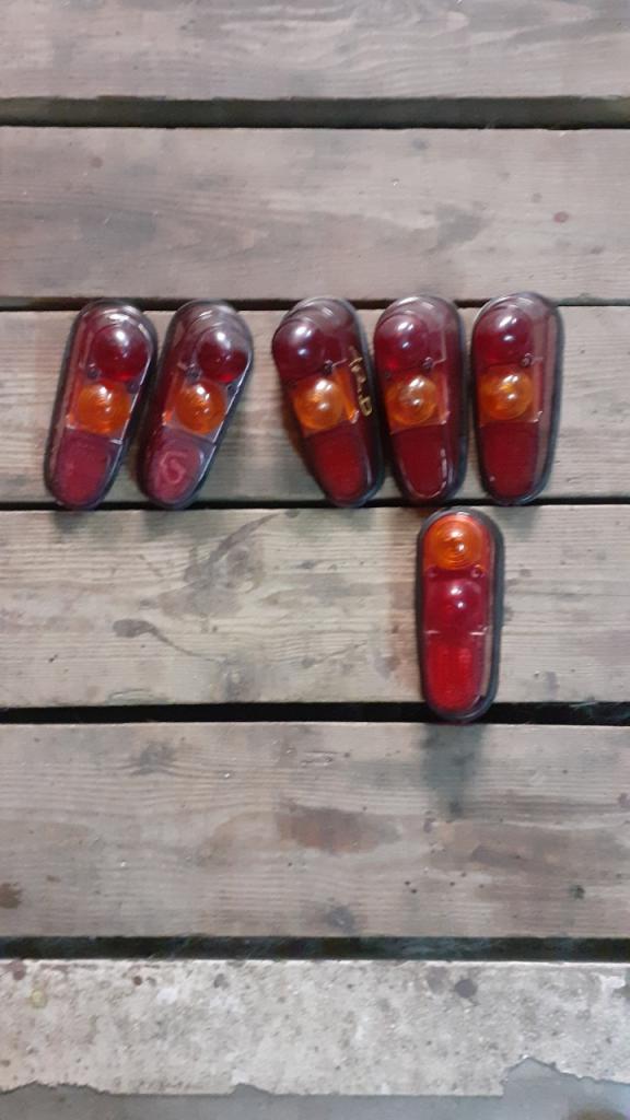 Cabochon feux arrière RENAULT 4L (R4L) LesAnciennes.com