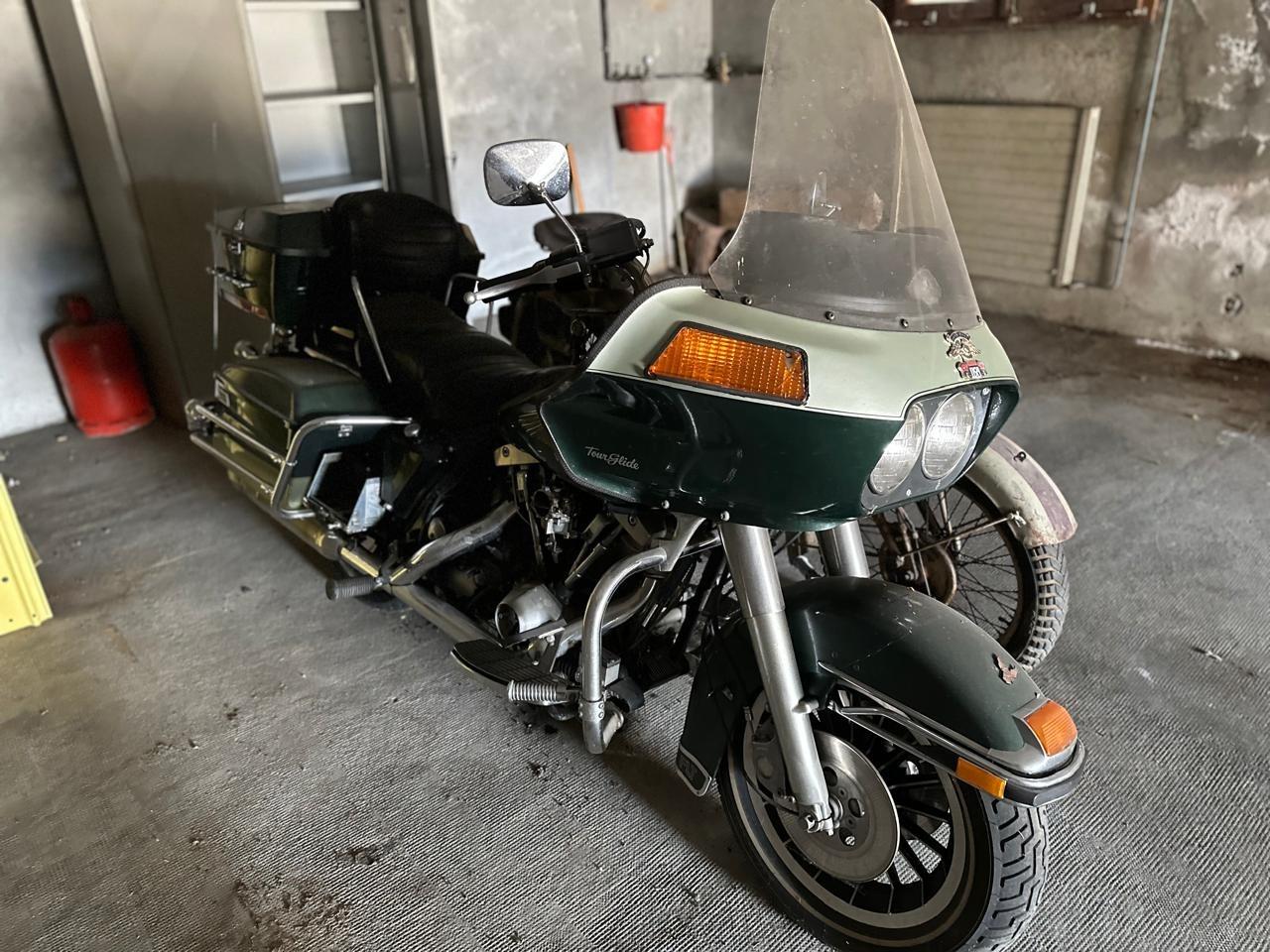 HARLEY DAVIDSON Tour Glide FLT 1340 - 1982 LesAnciennes.com