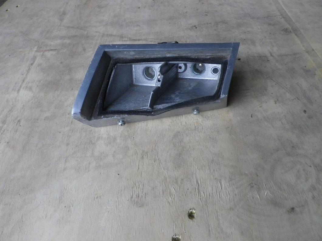 UN SUPPORT DE FEU AVANT POUR MATRA 530 LesAnciennes.com