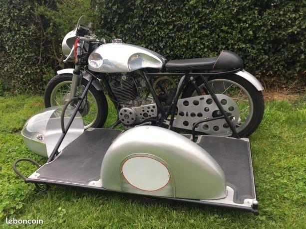 YAMAHA SR 500 Side car piste - 1978 LesAnciennes.com